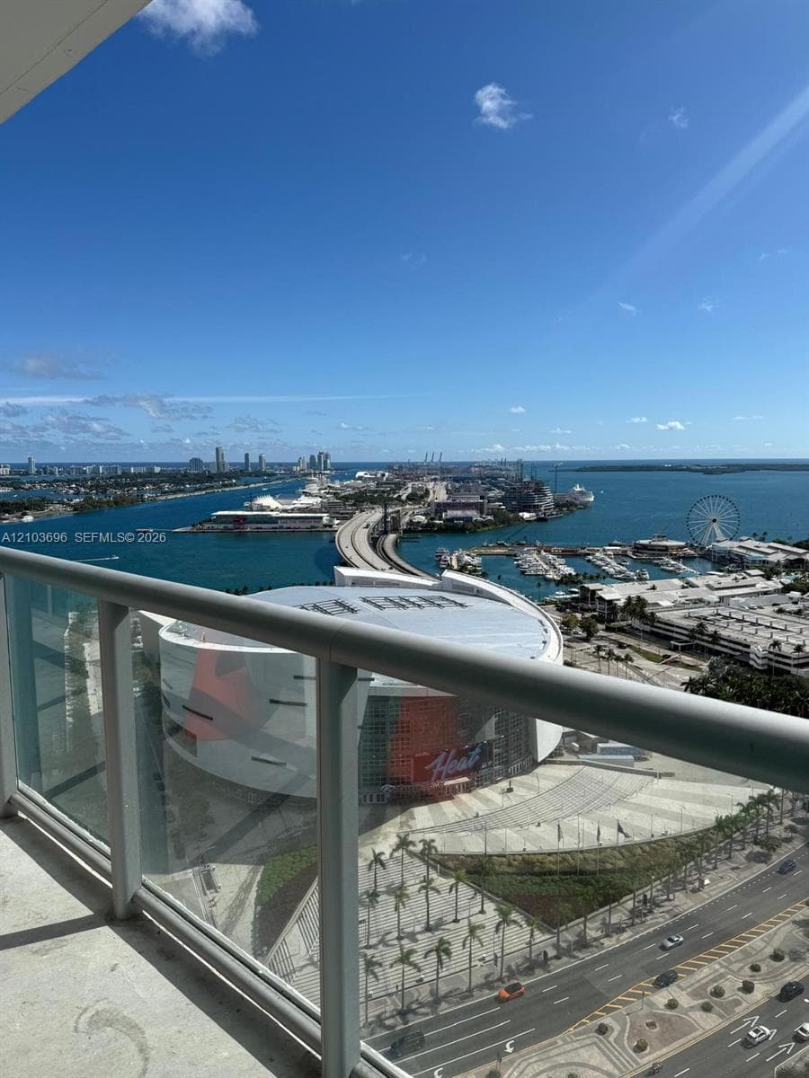 888 Biscayne Blvd 3101 photo 1