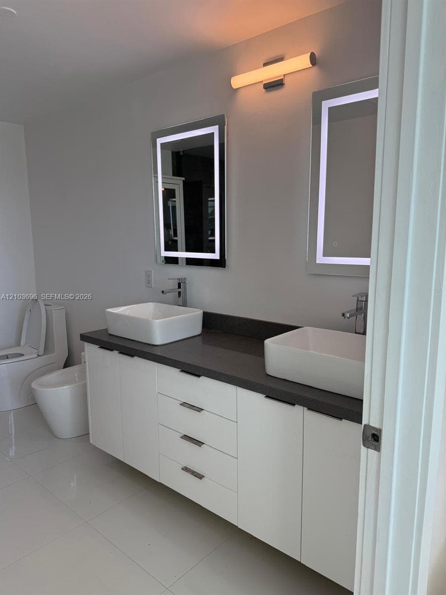 888 Biscayne Blvd 3101 photo 18