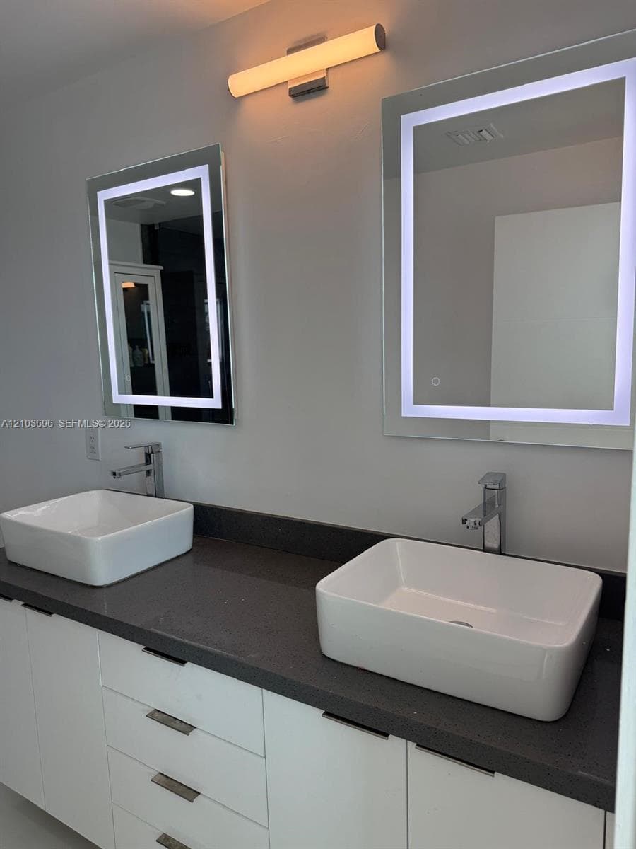 888 Biscayne Blvd 3101 photo 19