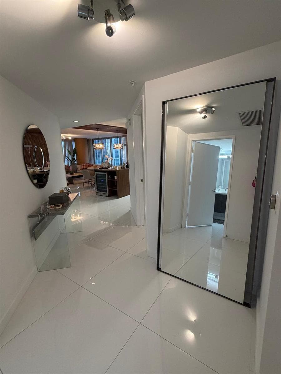 330 Sunny Isles Boulevard 5-2407 photo 10