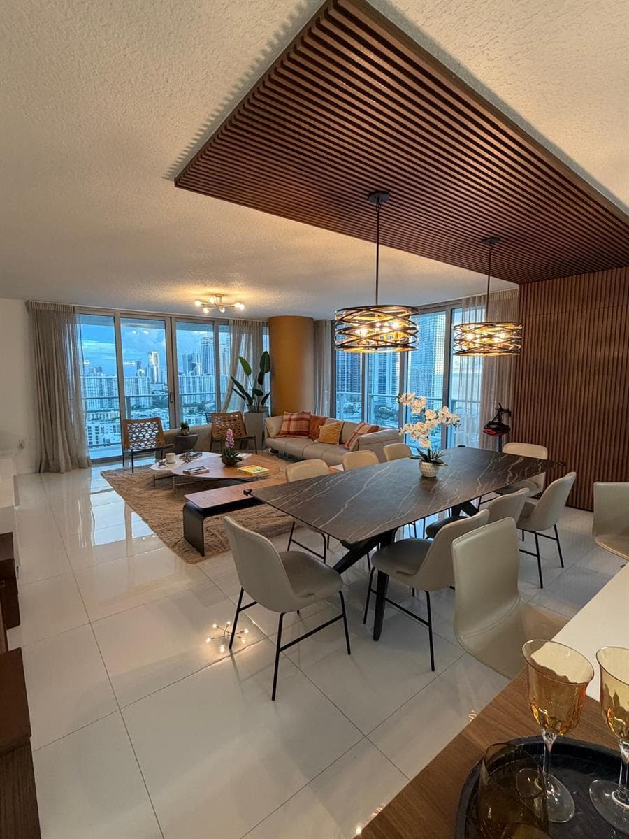 330 Sunny Isles Boulevard 5-2407 photo 4