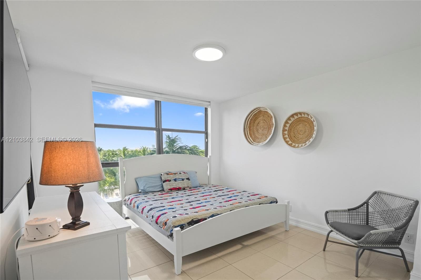 1000 W Island Blvd 504 photo 19