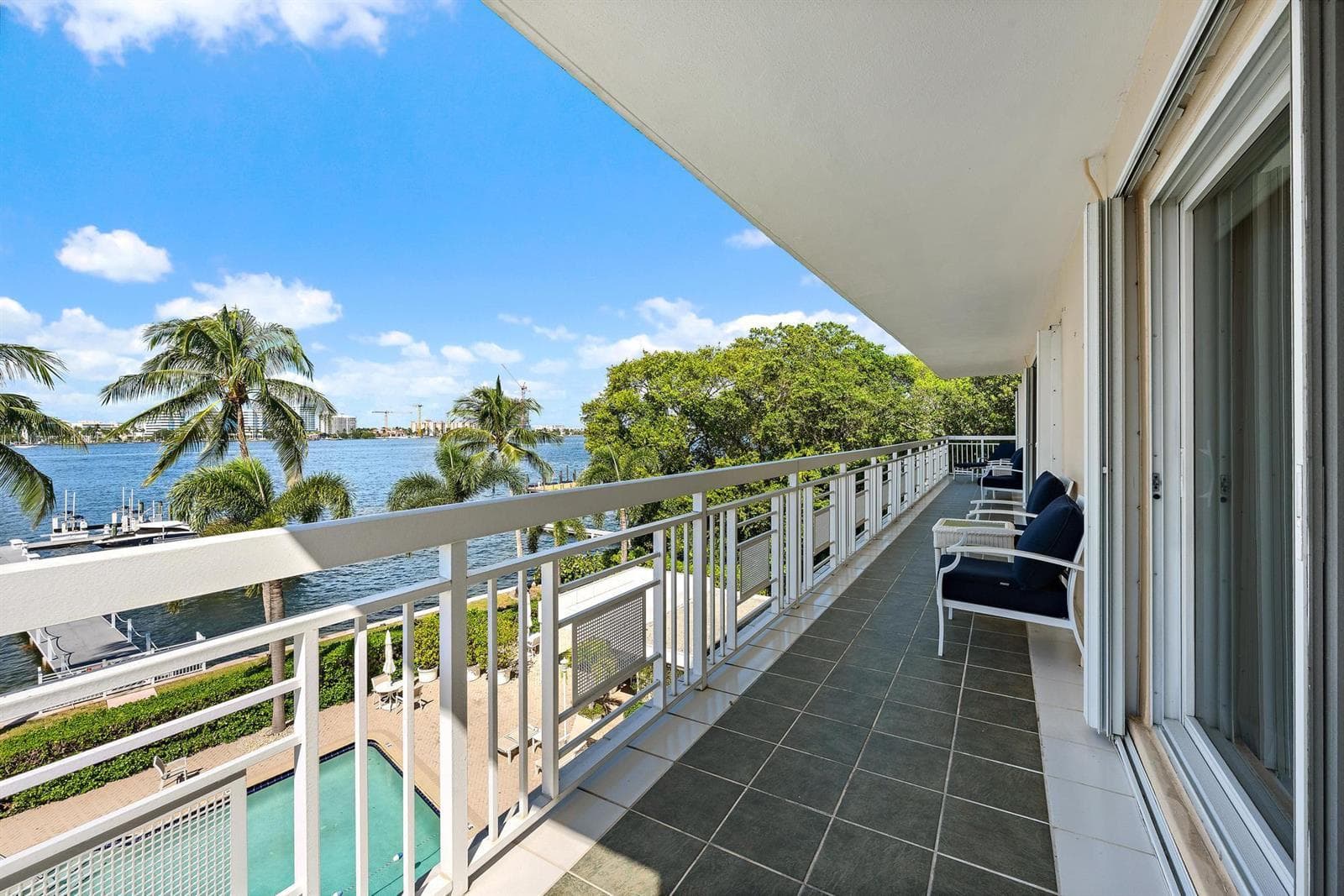 250 BRADLEY Place 408 photo 10
