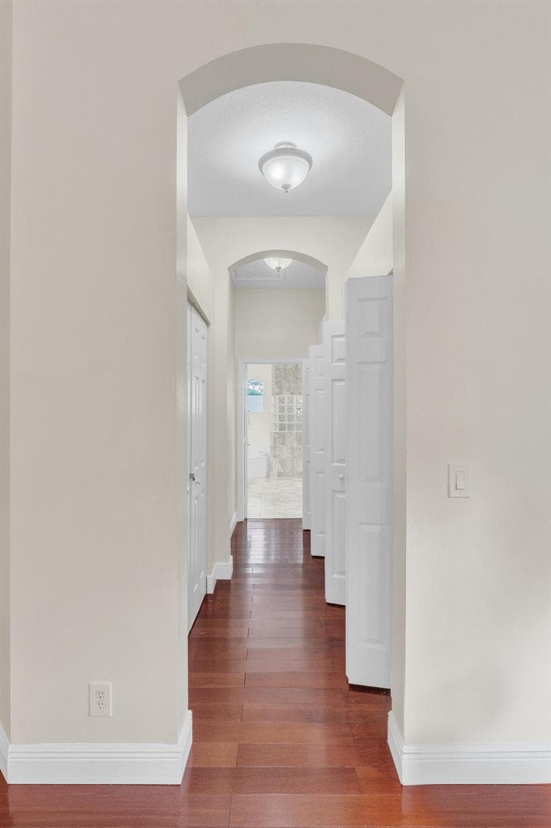 15250 Temple Boulevard photo 22