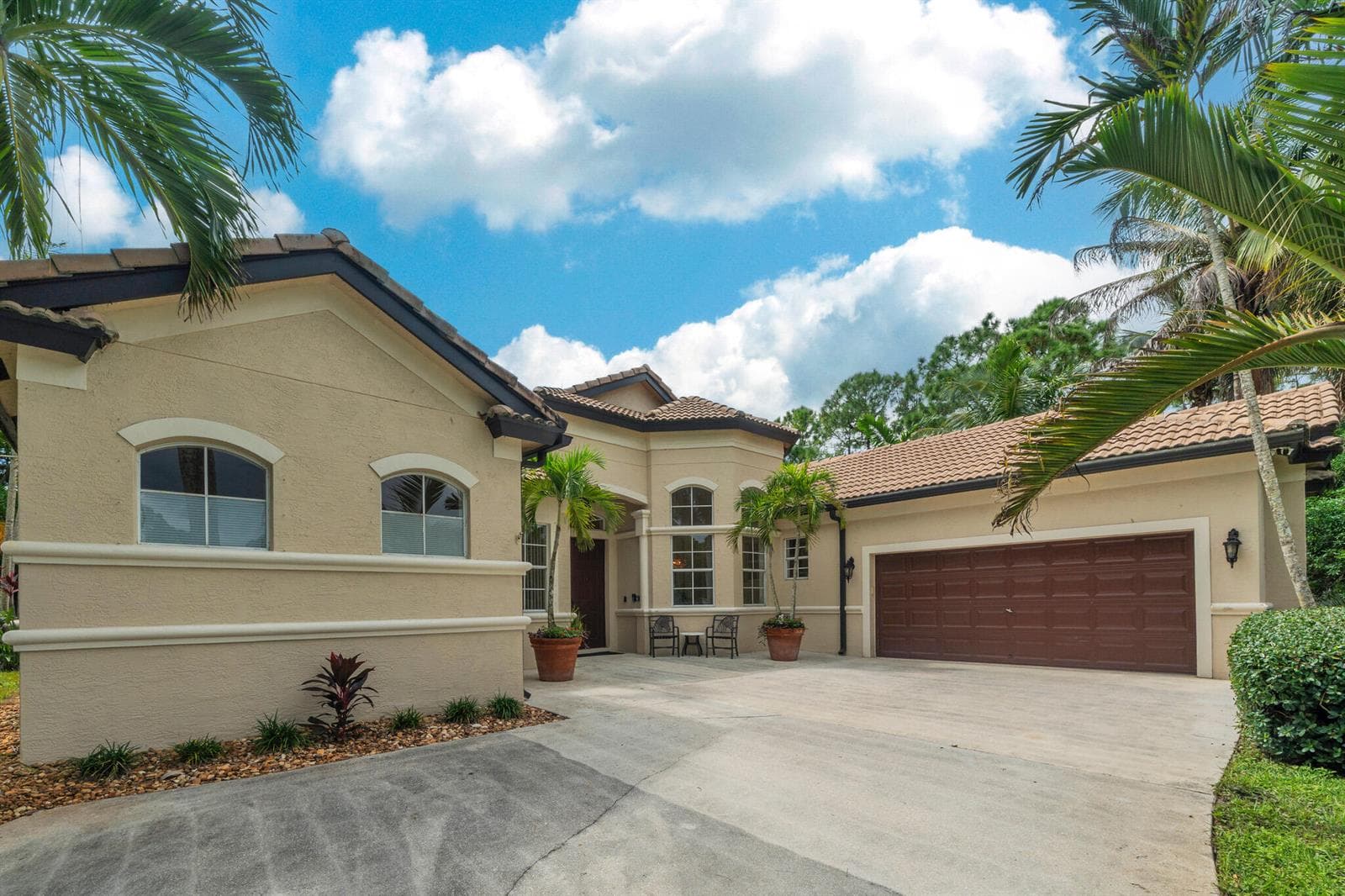 15250 Temple Boulevard photo 4