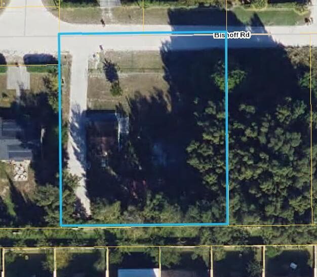 6368 Bishoff Road photo 11