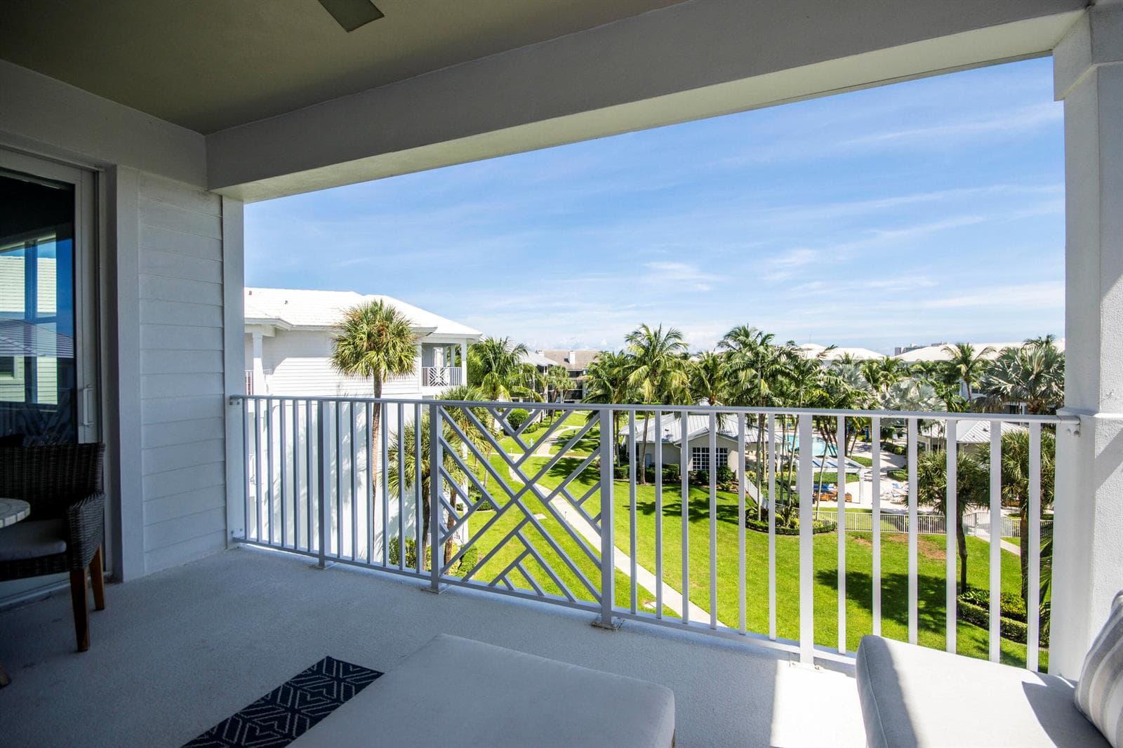 441 Bay Colony Drive N photo 21