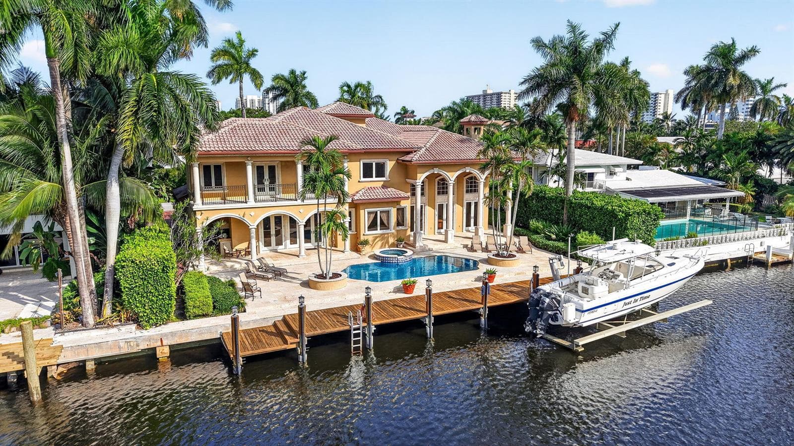 67 ROYAL PALM Drive photo 2
