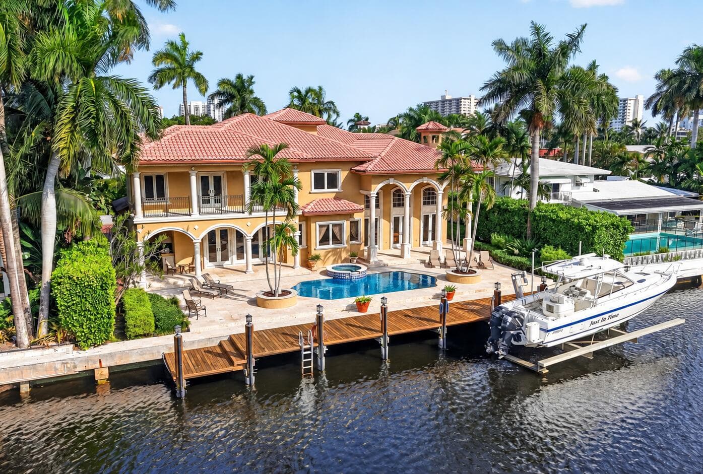 67 ROYAL PALM Drive photo 1