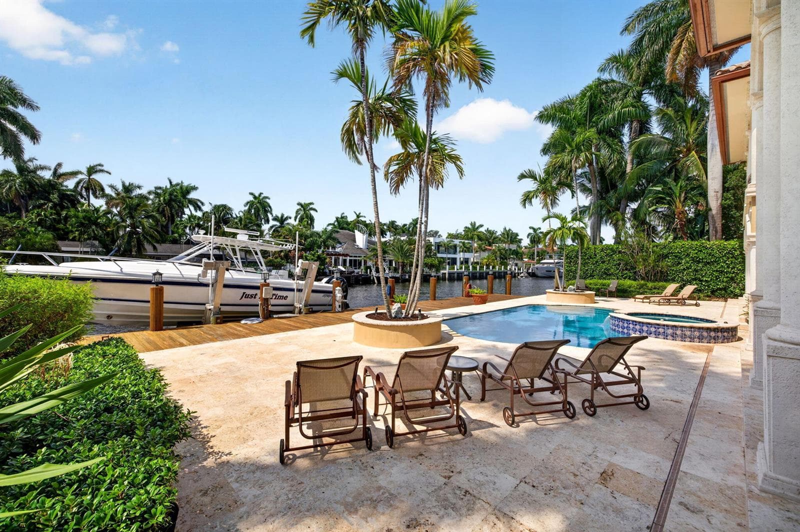 67 ROYAL PALM Drive photo 5