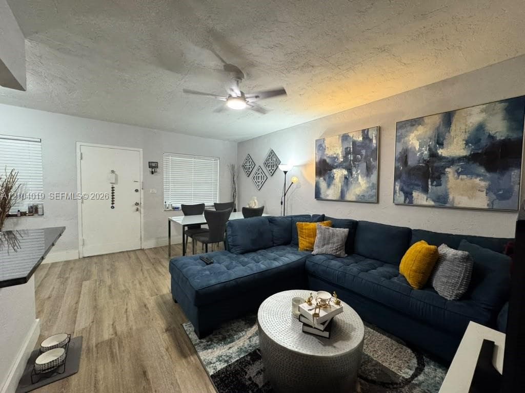 1860 Venice Park Dr 224 photo 7
