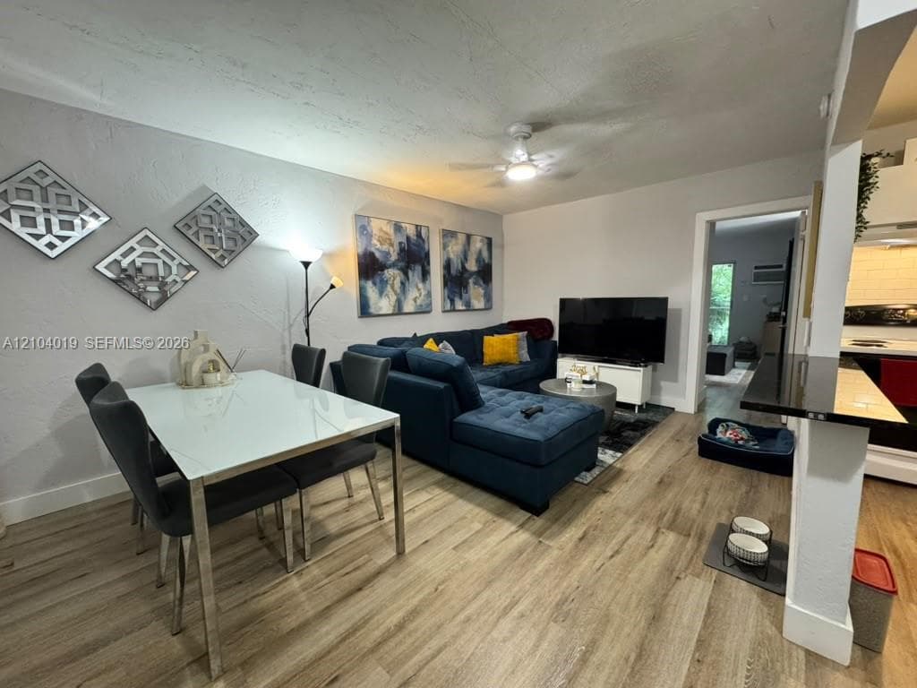 1860 Venice Park Dr 224 photo 14