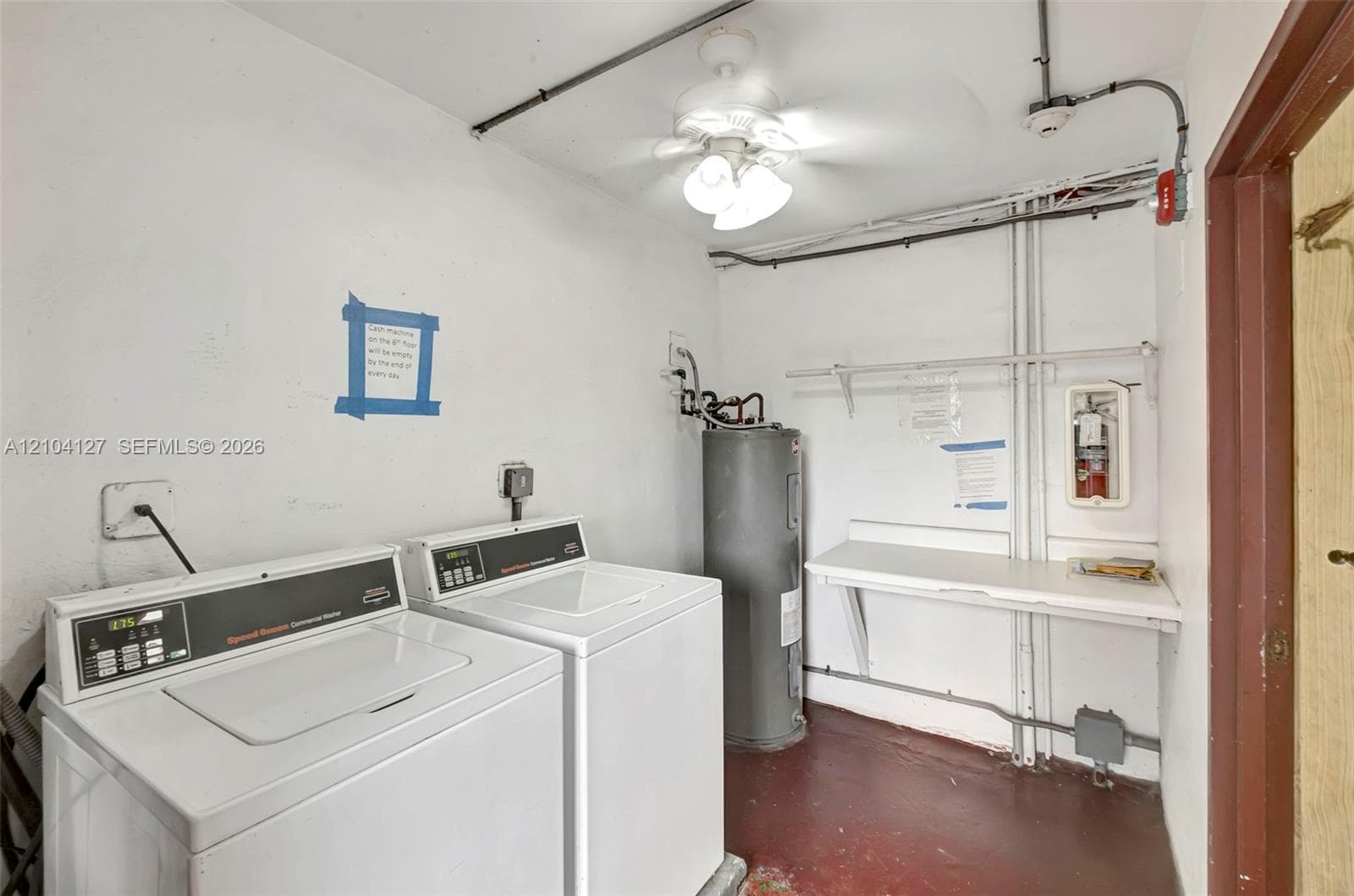 3660 NE 166th St 205 photo 17