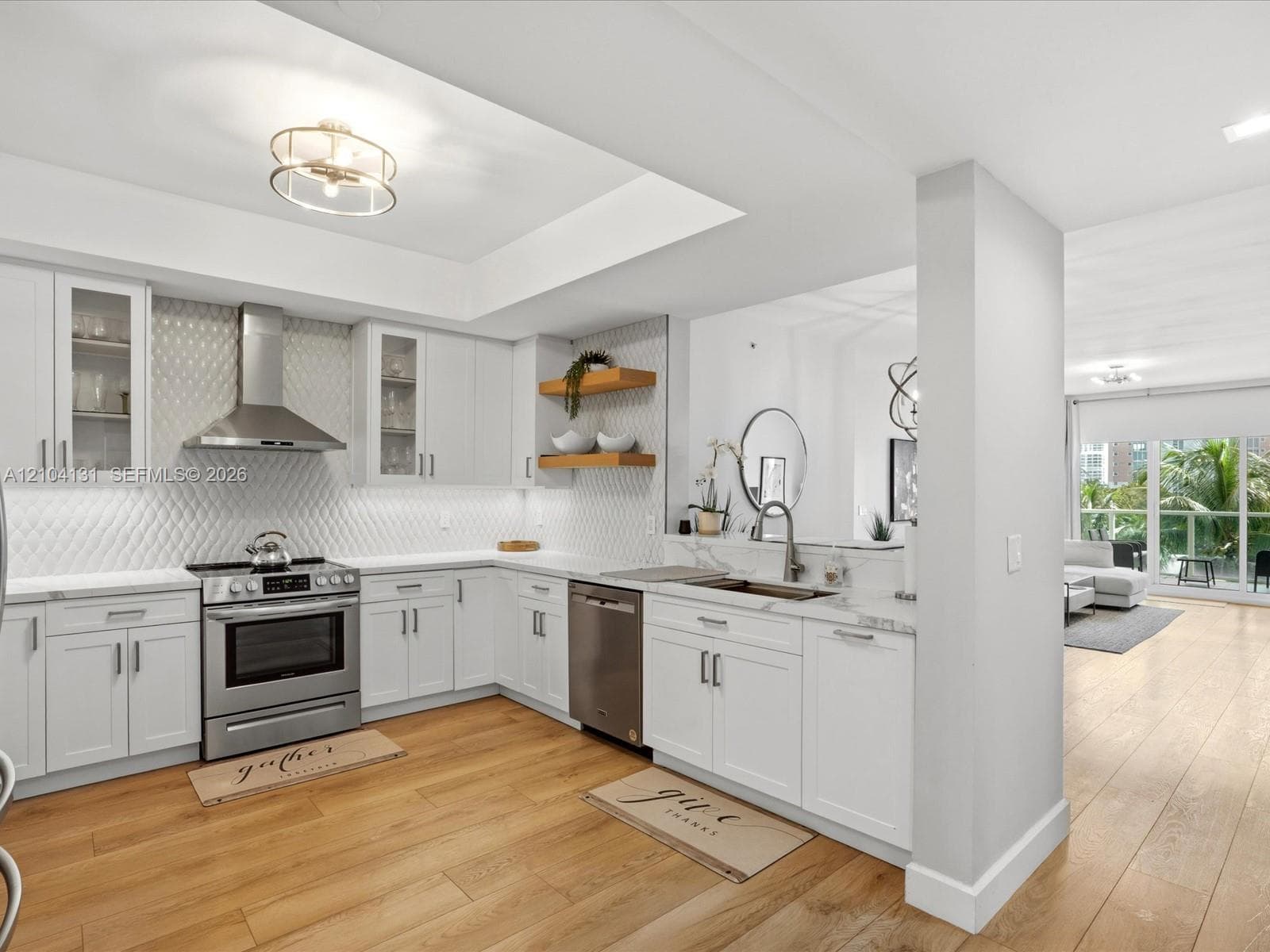 3340 NE 190th St 602 photo 6