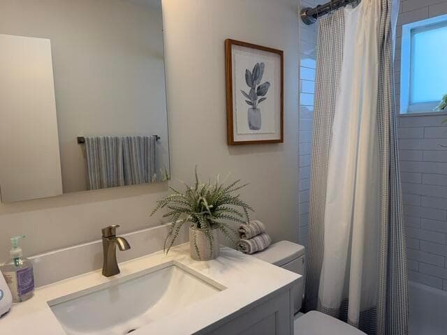4600 NE 15th Avenue photo 13
