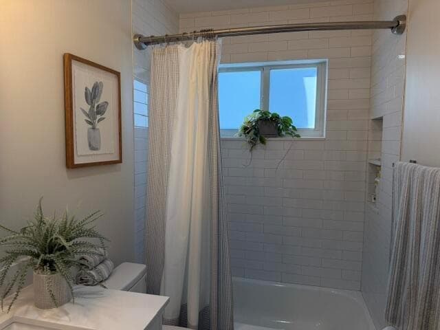 4600 NE 15th Avenue photo 12