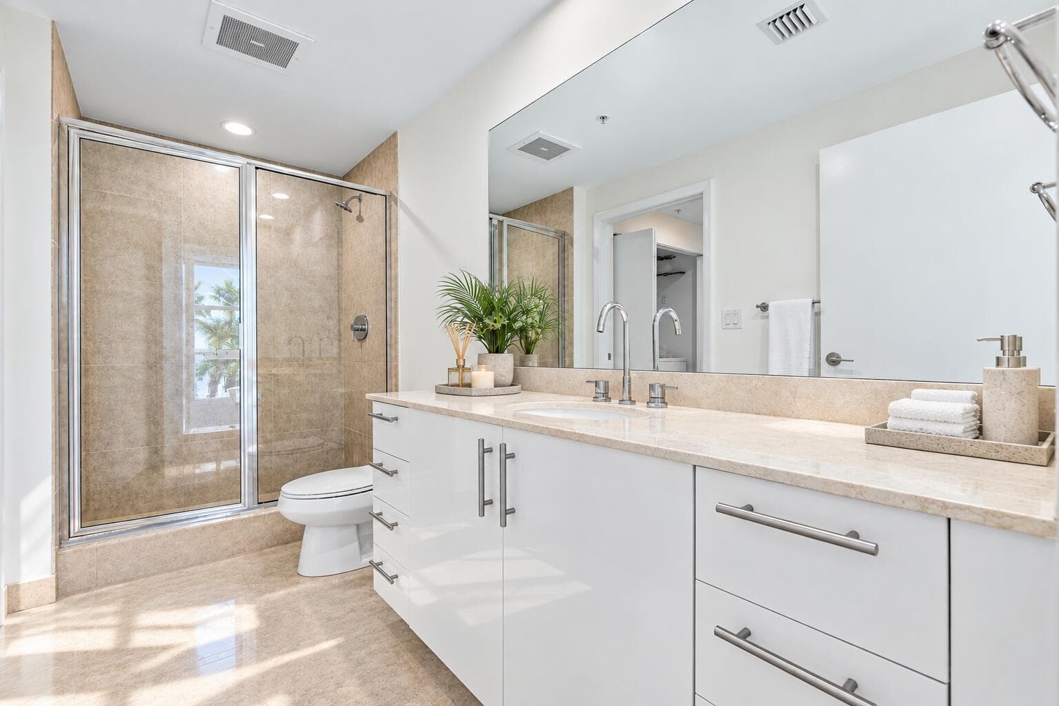 550 Okeechobee Boulevard 1207 photo 17