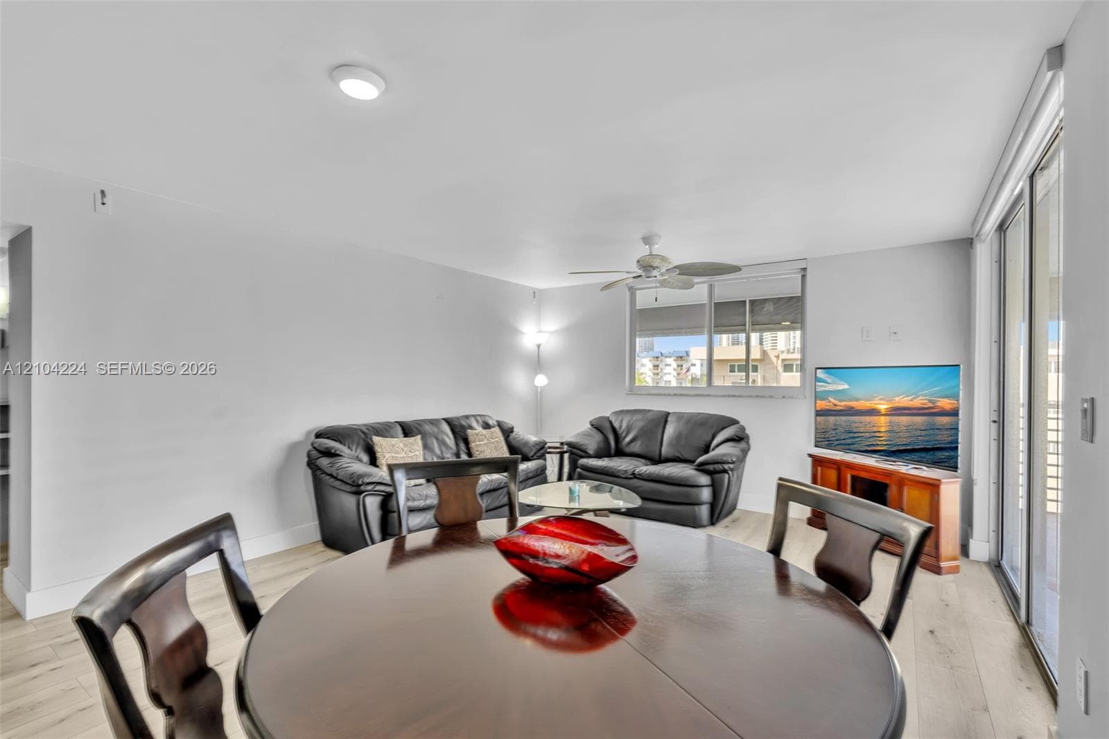 3849 NE 169th St 406 photo 13
