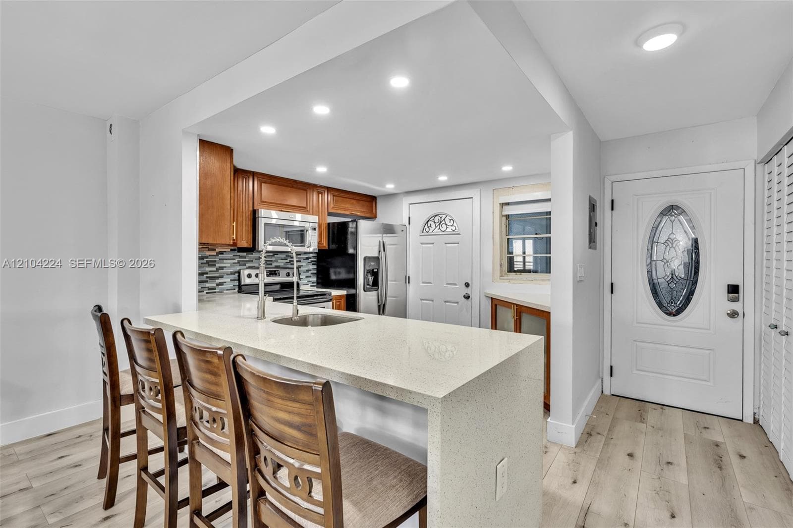 3849 NE 169th St 406 photo 10