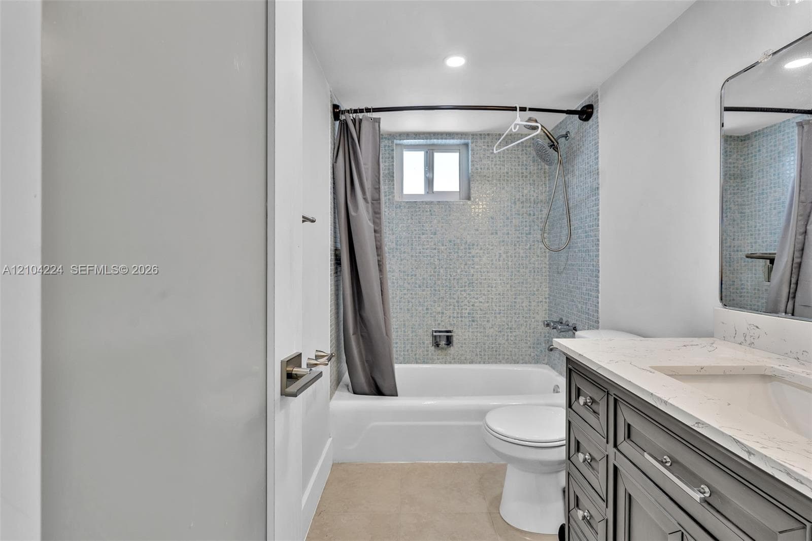 3849 NE 169th St 406 photo 25