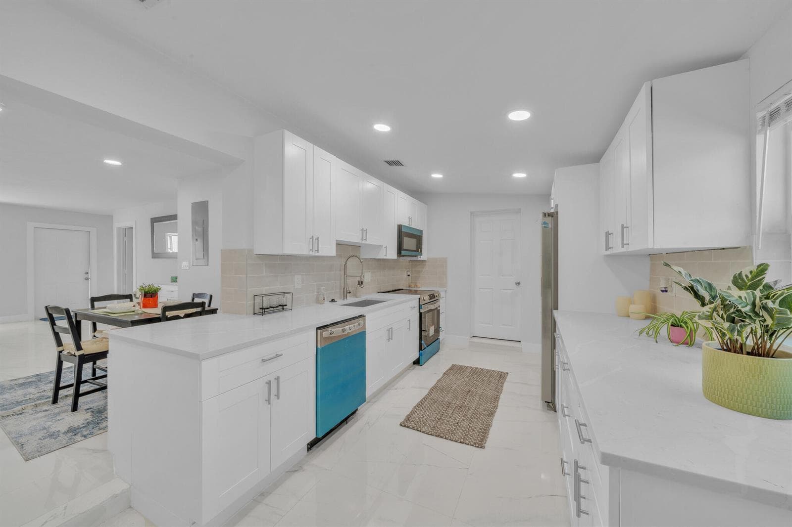 1101 NW 21ST Street photo 12