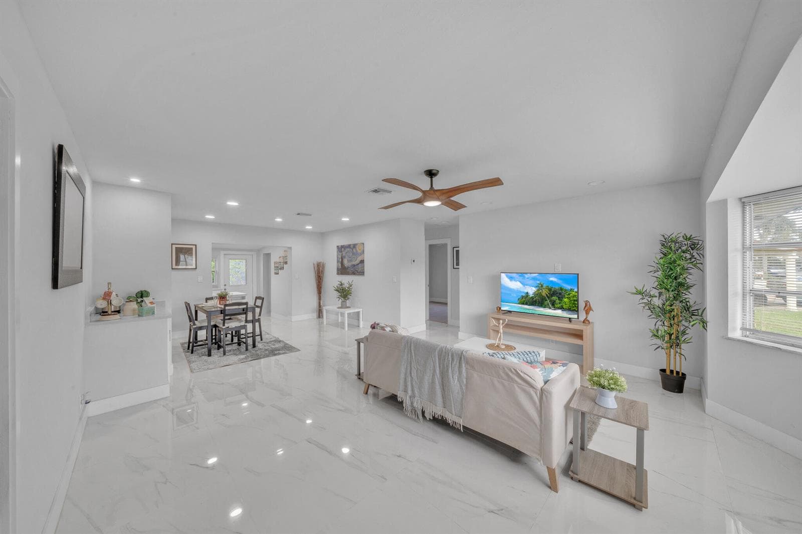 1101 NW 21ST Street photo 8