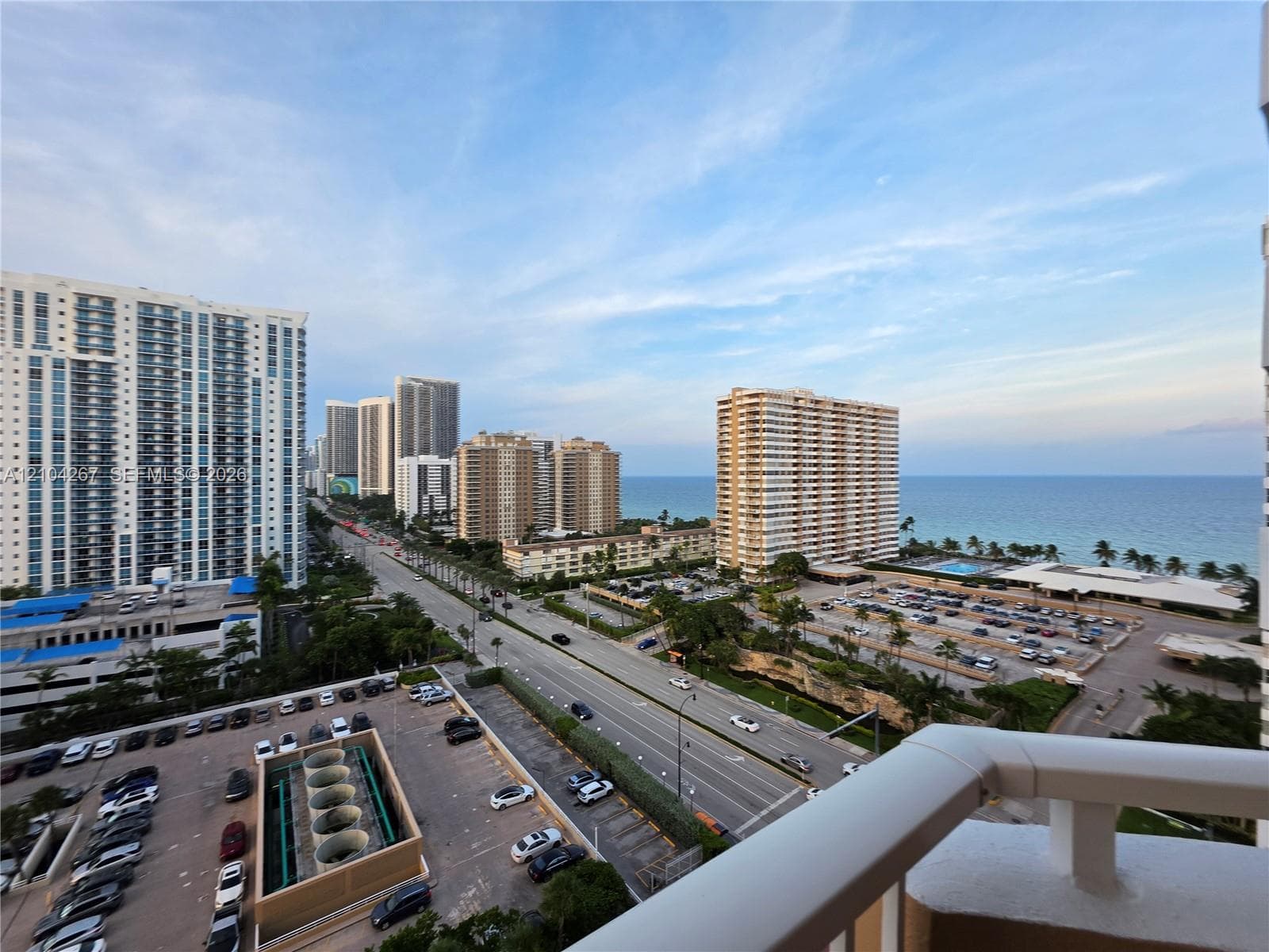 1985 S Ocean Dr 14K photo 1
