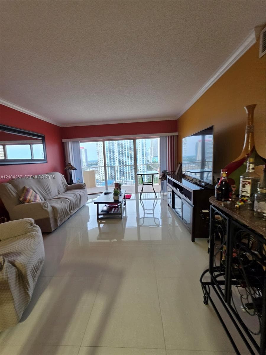 1985 S Ocean Dr 14K photo 10