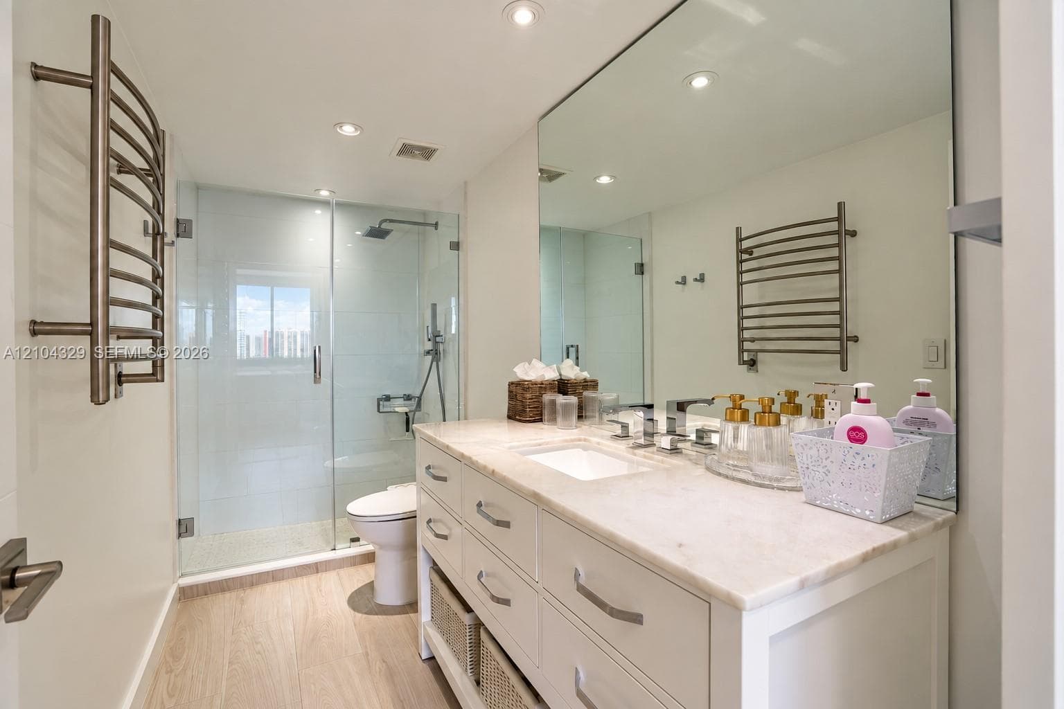 500 Bayview Dr 1123 photo 22