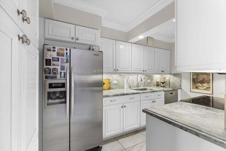 1208 Marine Way 901 photo 18