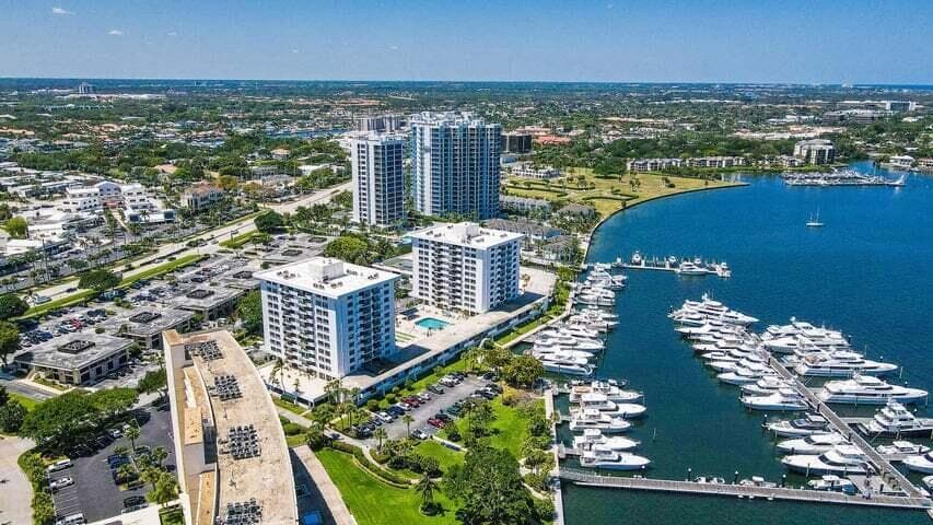1208 Marine Way 901 photo 4