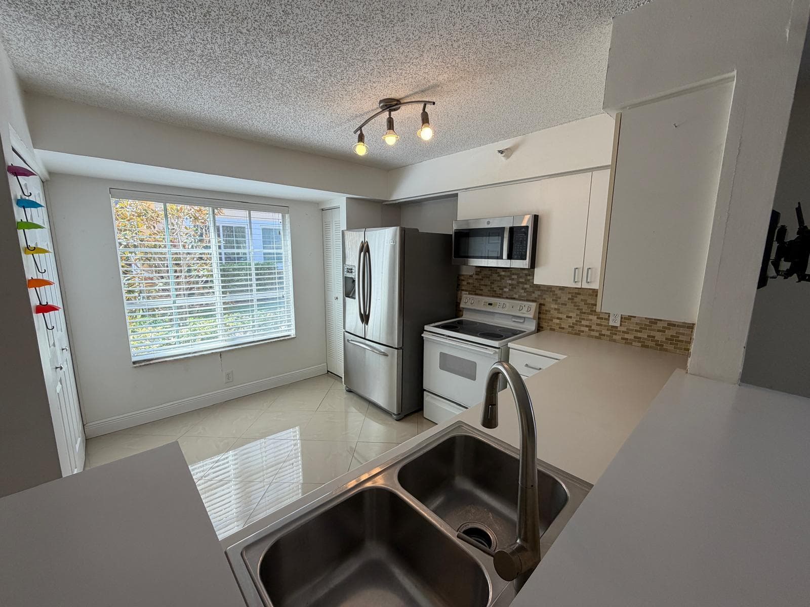 123 Yacht Club Way 111 photo 9
