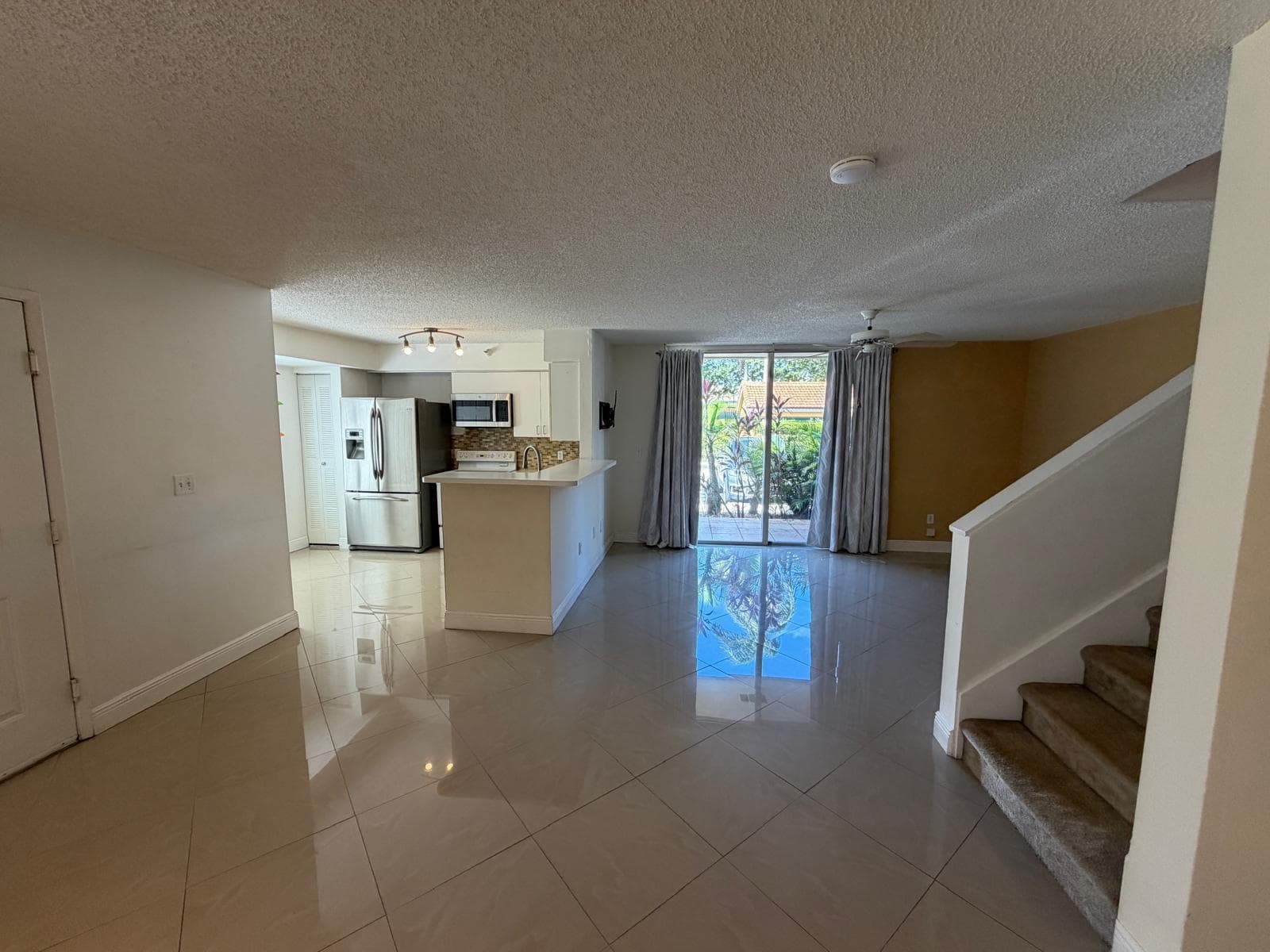 123 Yacht Club Way 111 photo 4