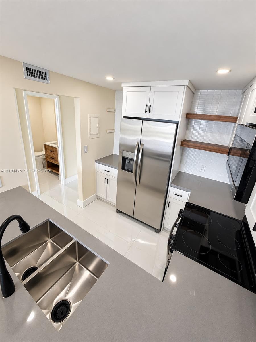 13155 Ixora Ct 804 photo 2