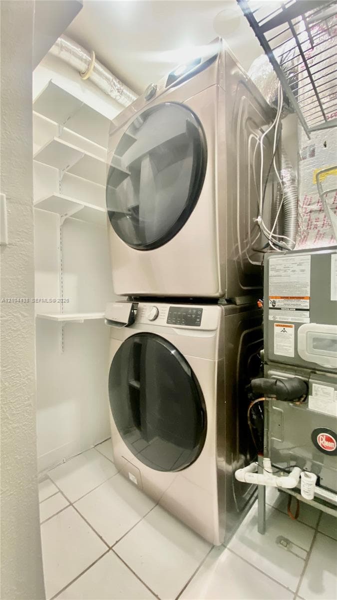 8540 Byron Ave 1A photo 12