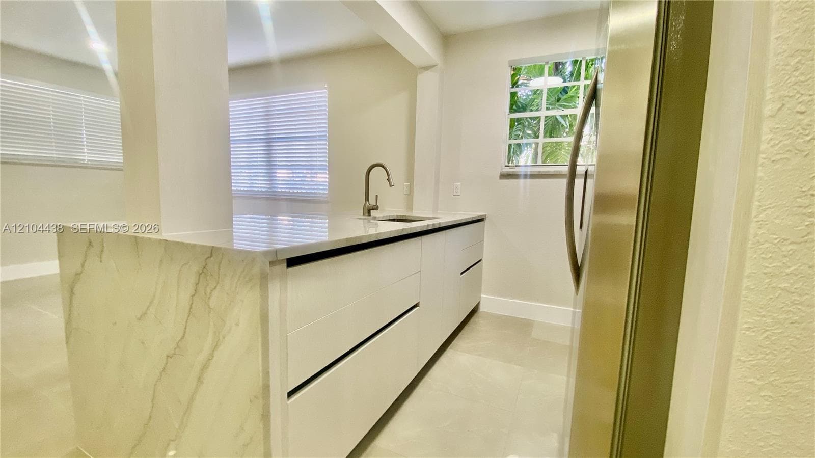 8540 Byron Ave 1A photo 8