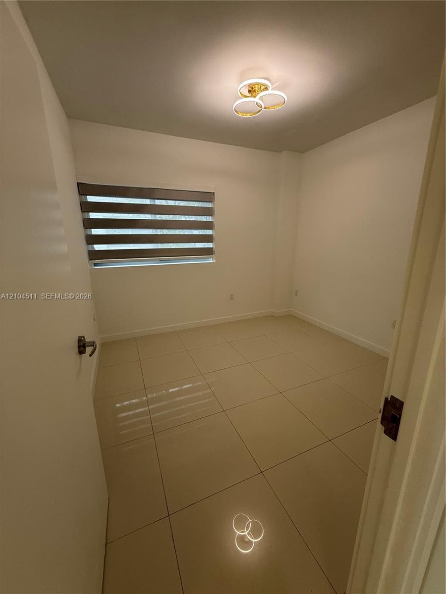 9940 W Bay Harbor Dr 4A-N photo 16