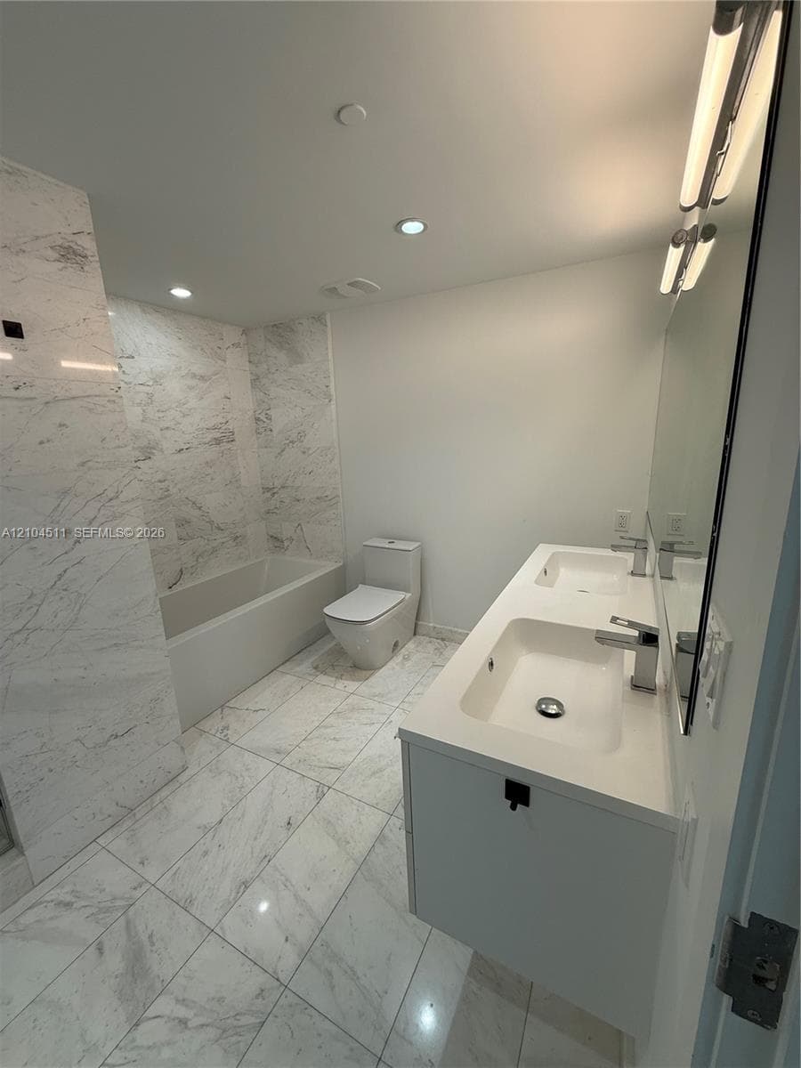 9940 W Bay Harbor Dr 4A-N photo 14