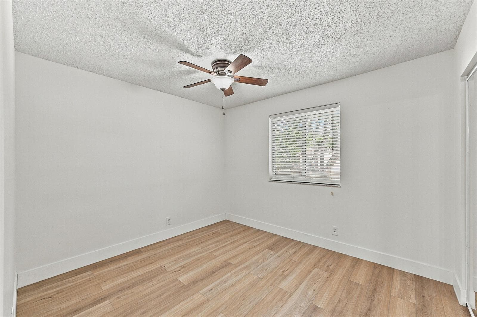 717 Gardens Drive 206 photo 18