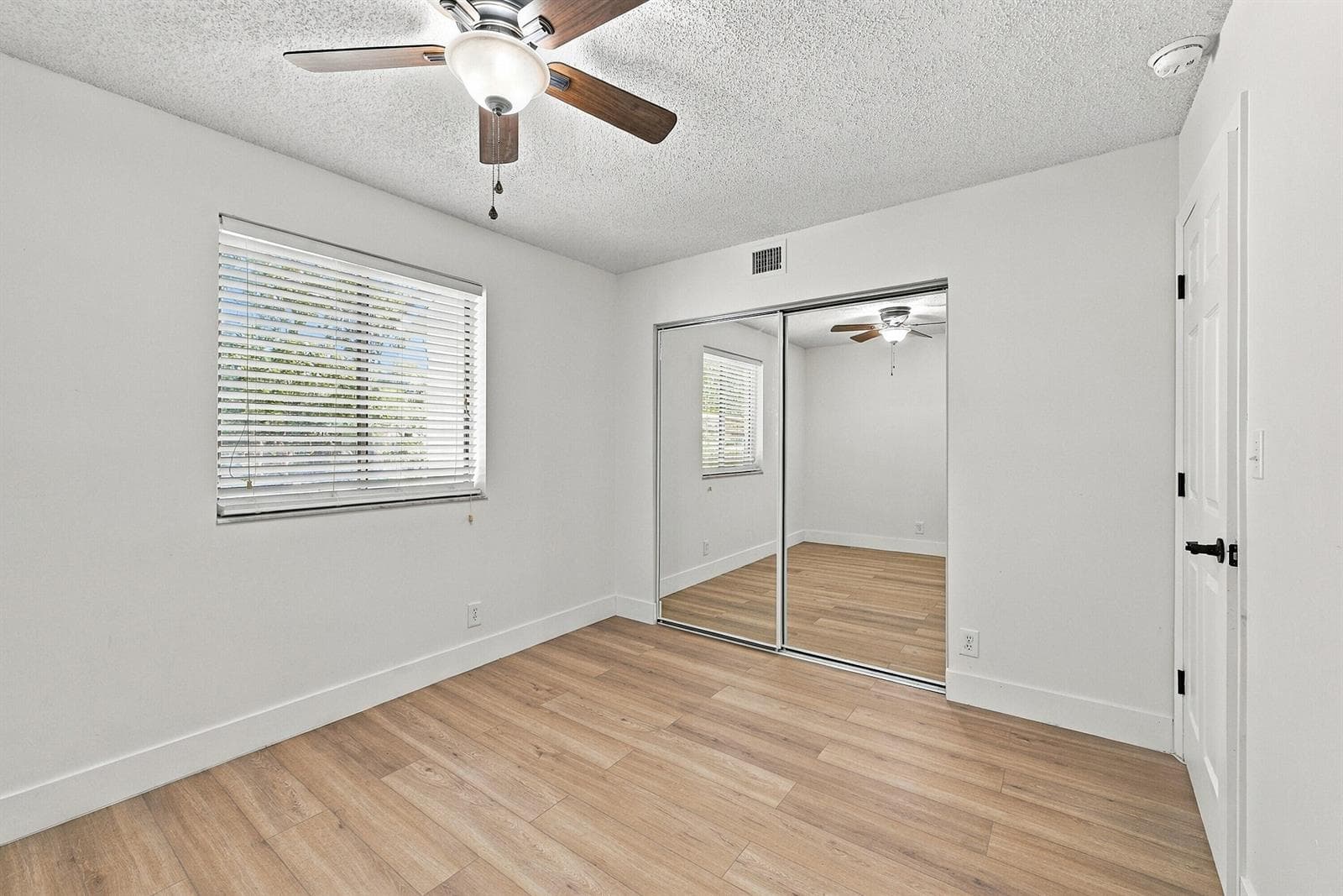 717 Gardens Drive 206 photo 19