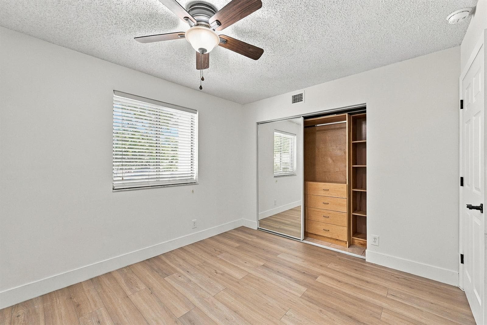717 Gardens Drive 206 photo 21