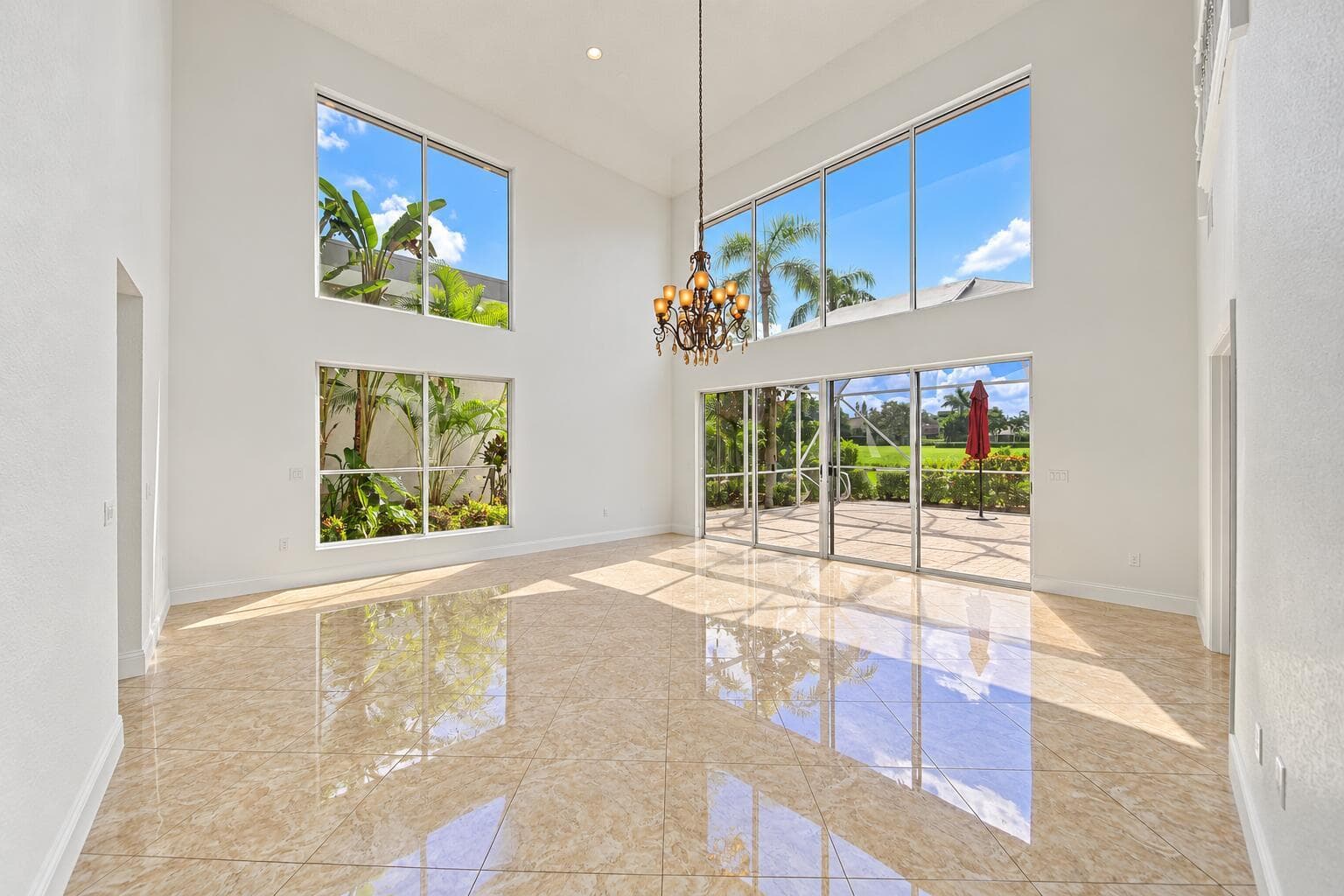 7756 Travelers Tree Drive photo 6