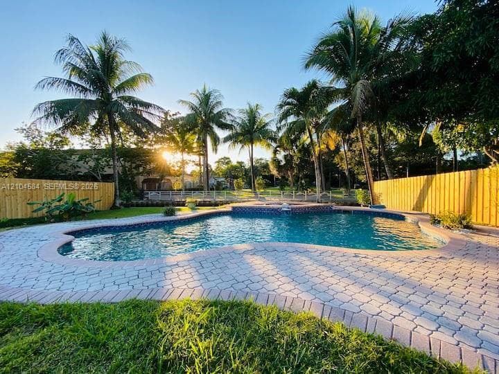 1773 SW 28th Way photo 1