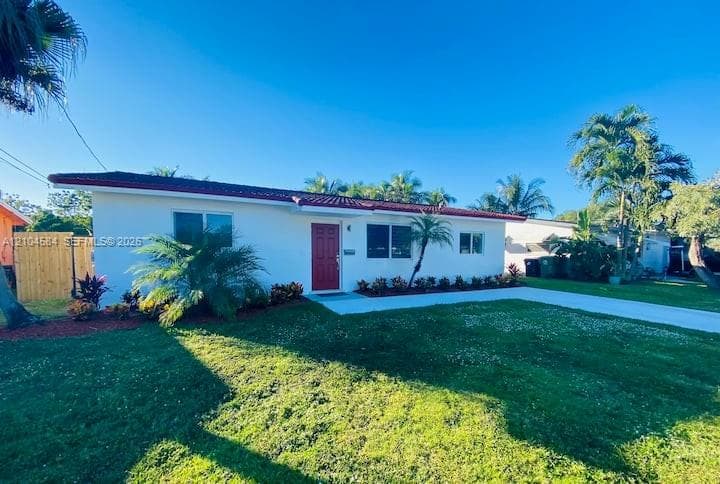 1773 SW 28th Way photo 9