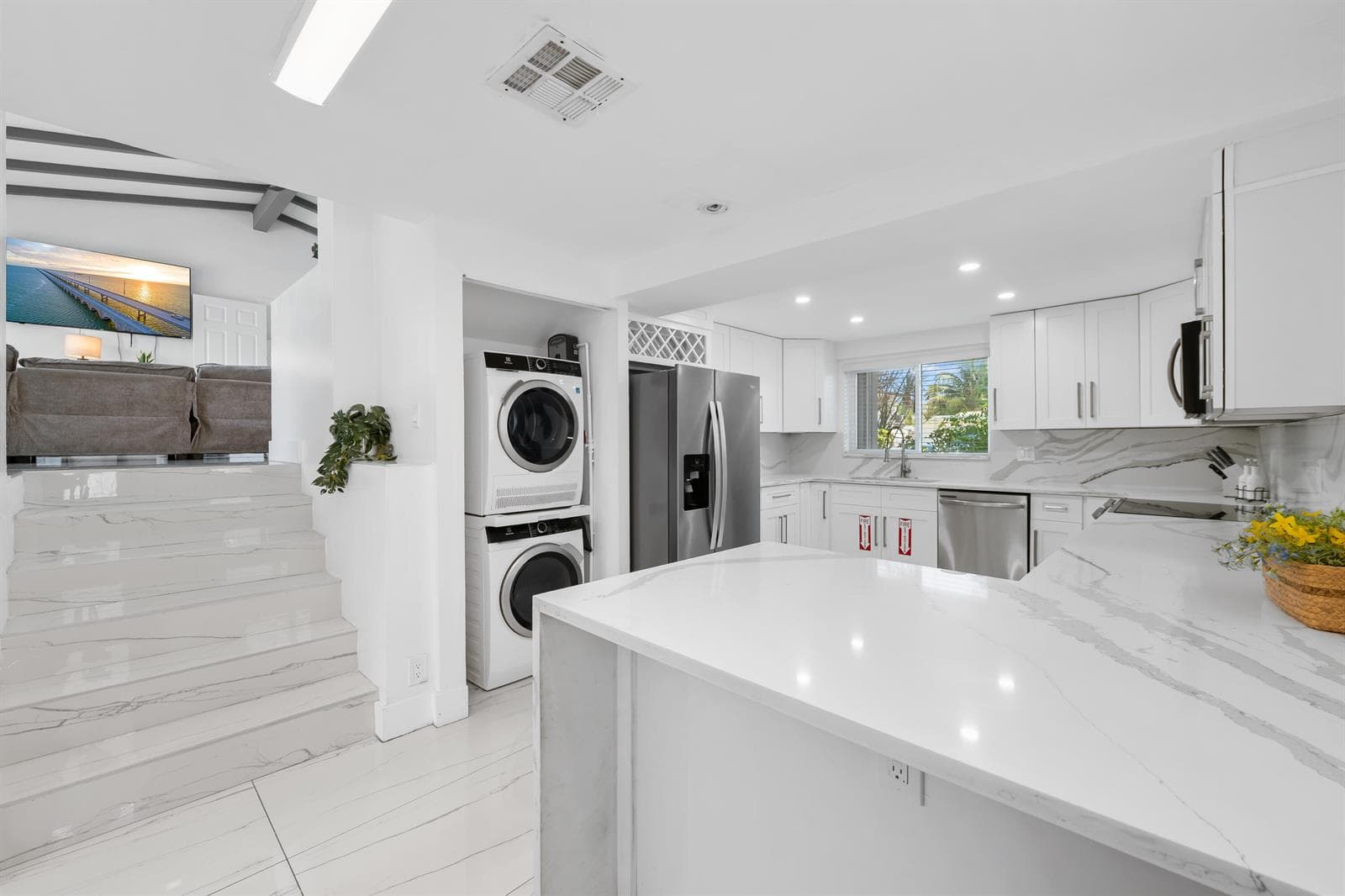 2531 KEY LARGO Lane photo 10