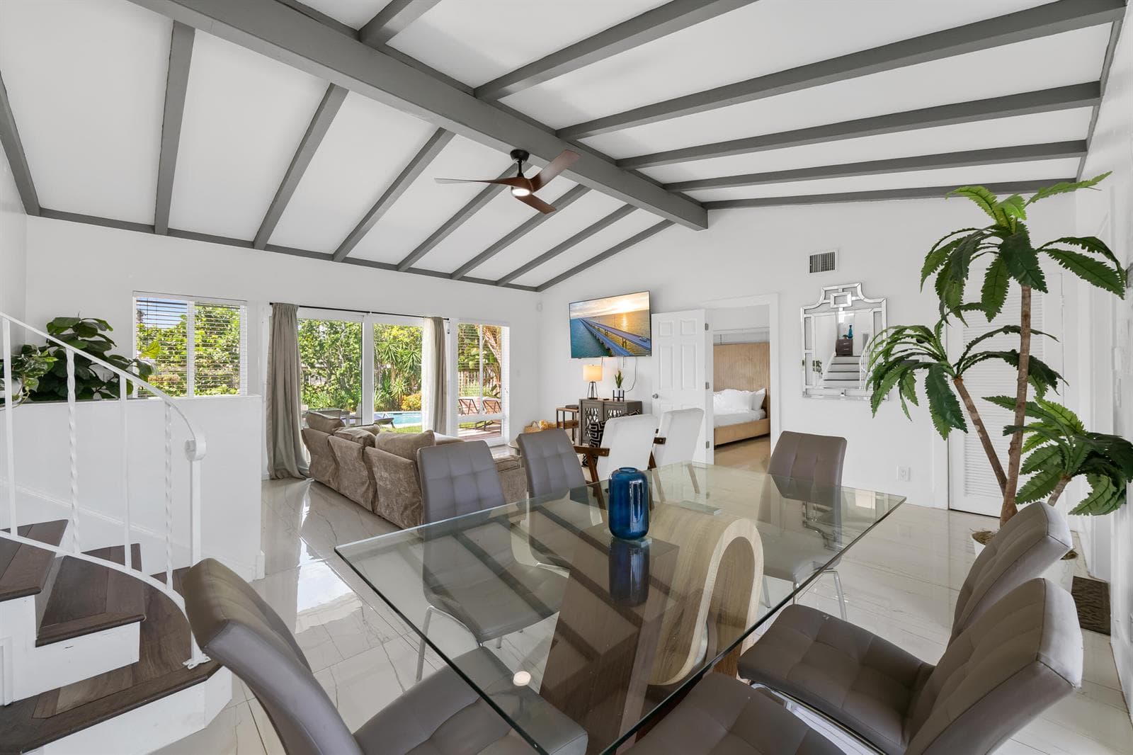 2531 KEY LARGO Lane photo 4