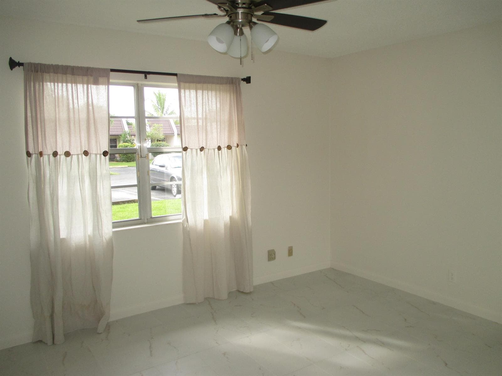 194 LAKE SUSAN Lane photo 16