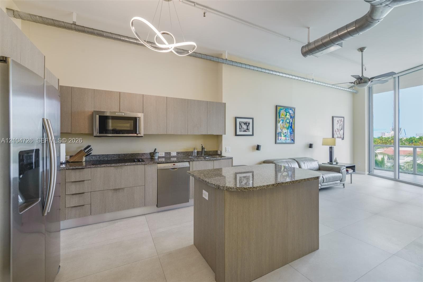 3029 NE 188th St 516 photo 4