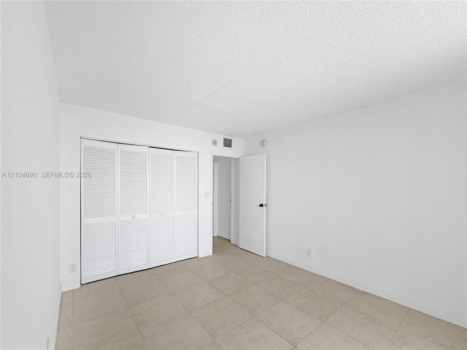 1160 N Federal Hwy PH1222 photo 8