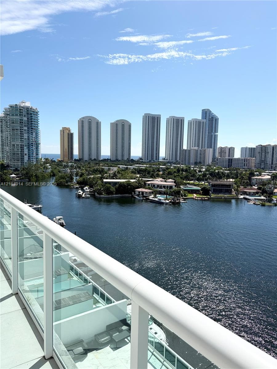 400 Sunny Isles Blvd 1002 photo 1